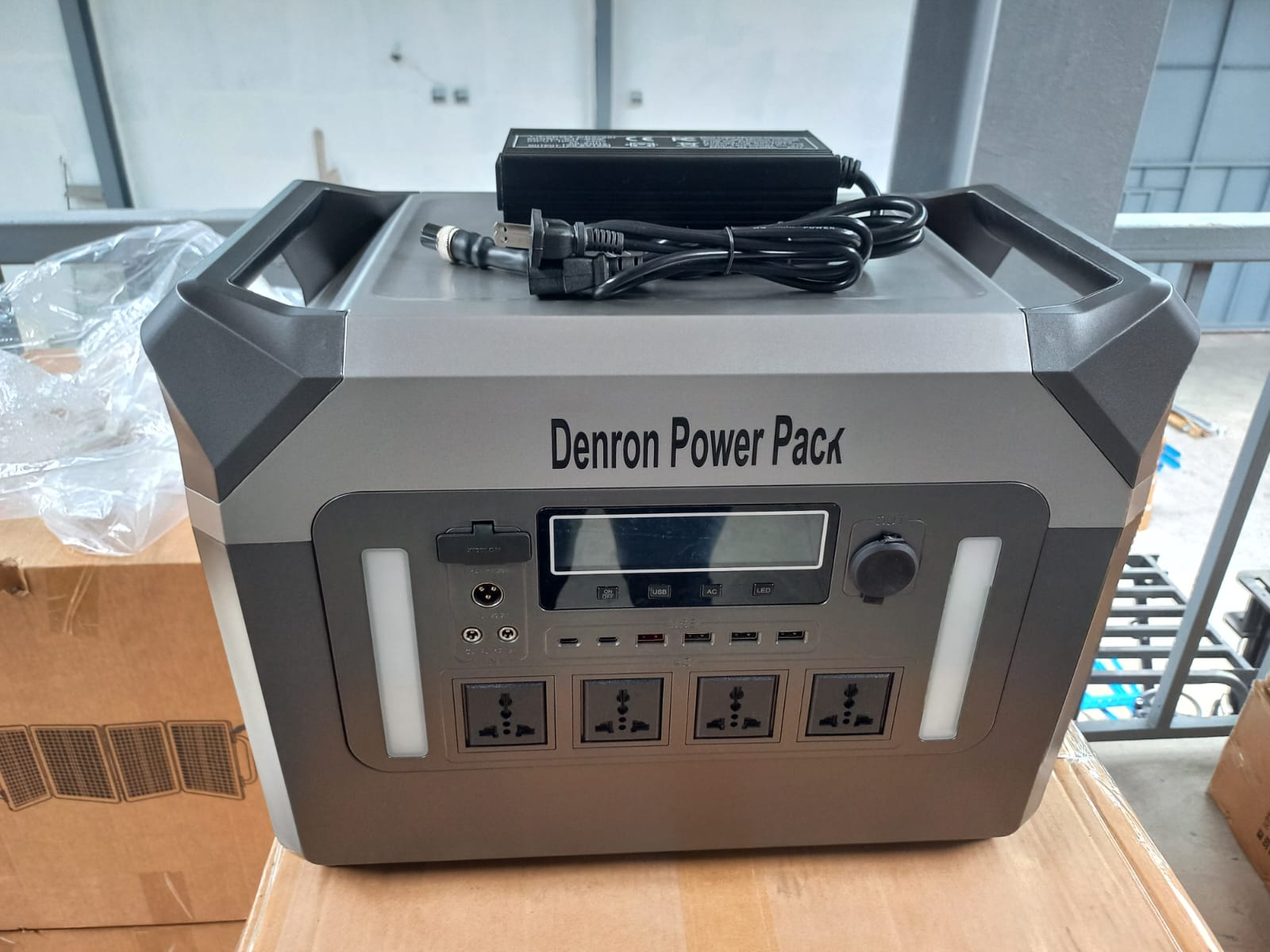 2000W Grey Solar Generator YAYE-JG-2000-A-24V-A